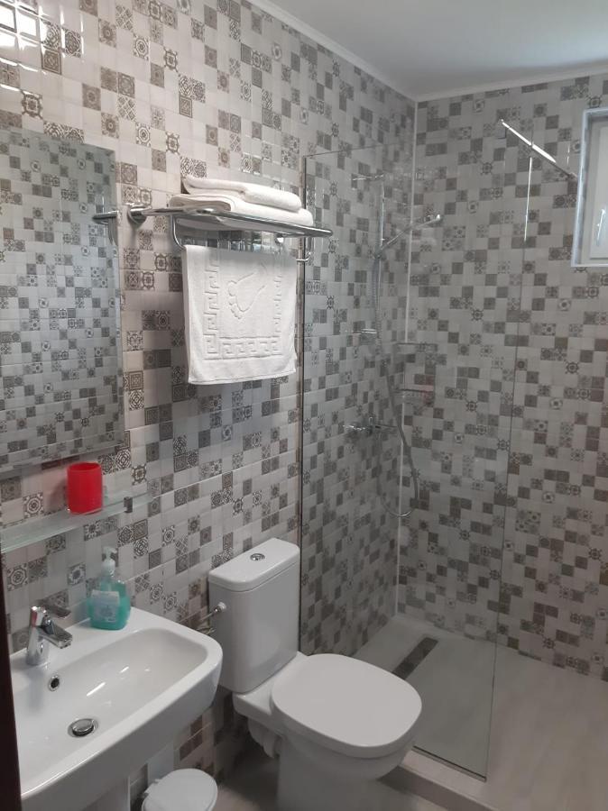ホテル Casa Dumitru Ceraşul エクステリア 写真